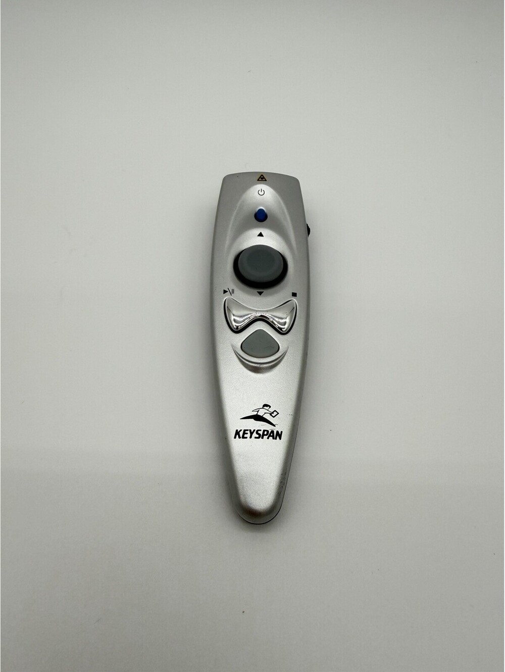 Keyspan TSAM-001 Universal Wireless Remote Control Mouse Laser Pointer Silver